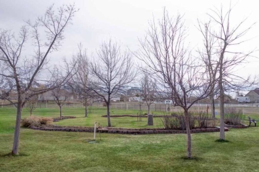 On 3 acres of land. Beautiful mountain views.