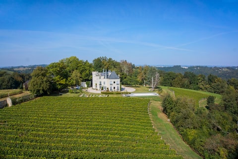 Chateau Mont Joly B&B: "Vignes" 2 bed family suite