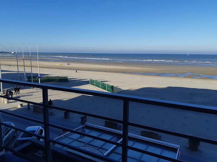 Malo beach apartment, exceptional view. Apartments for Rent in