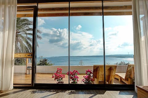 South Bay Beach House, 5-8 people