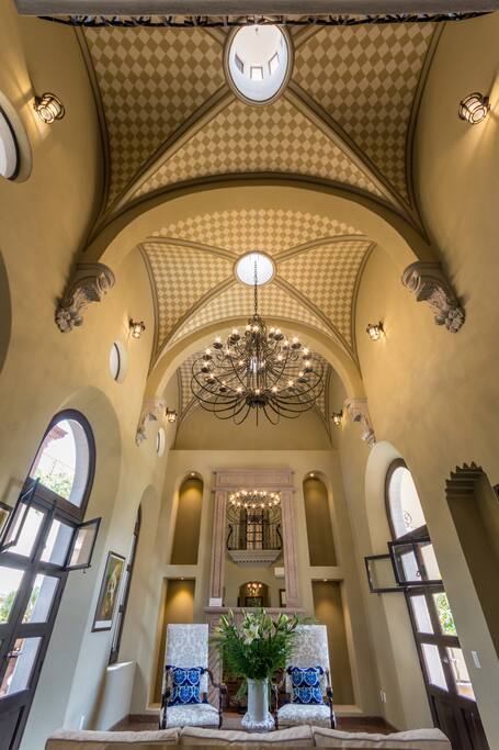 Living Room Ceiling