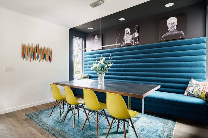 The Rock N Roll House gallery image 4