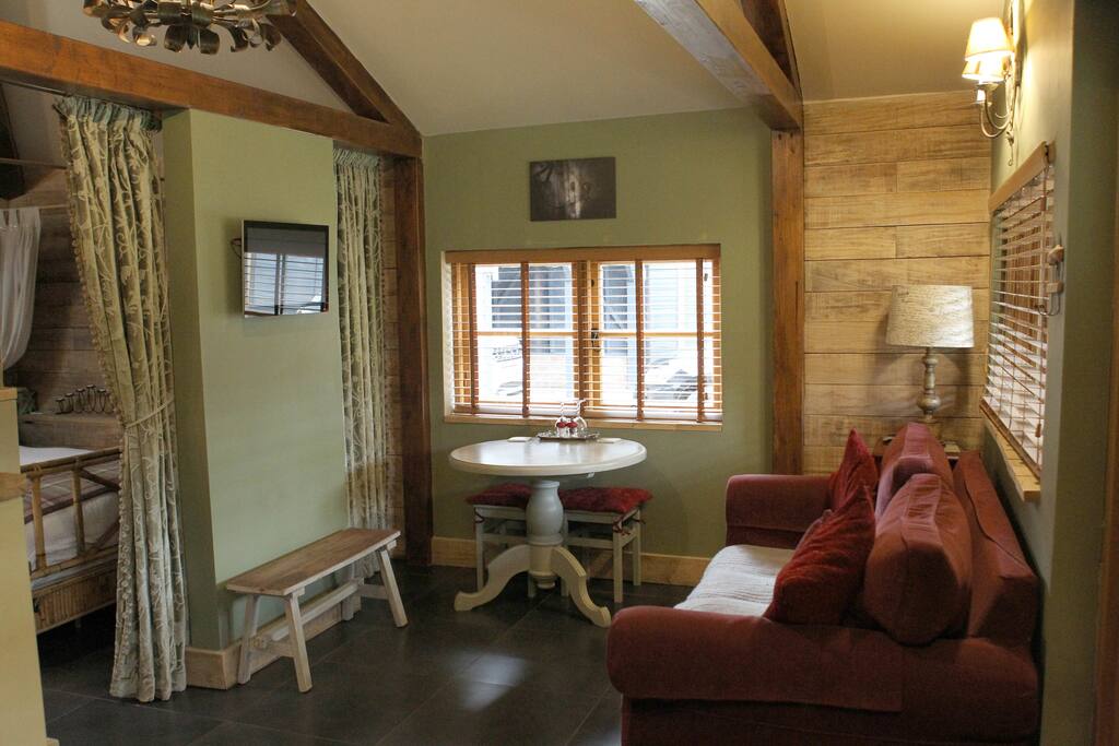 Lounge Area