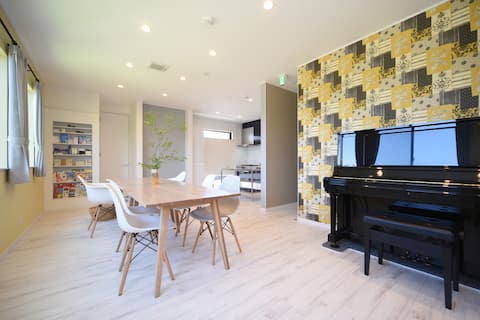 Rent the entire floor! Max 6 people