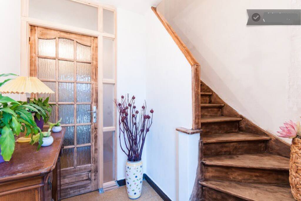 entrée et escalier