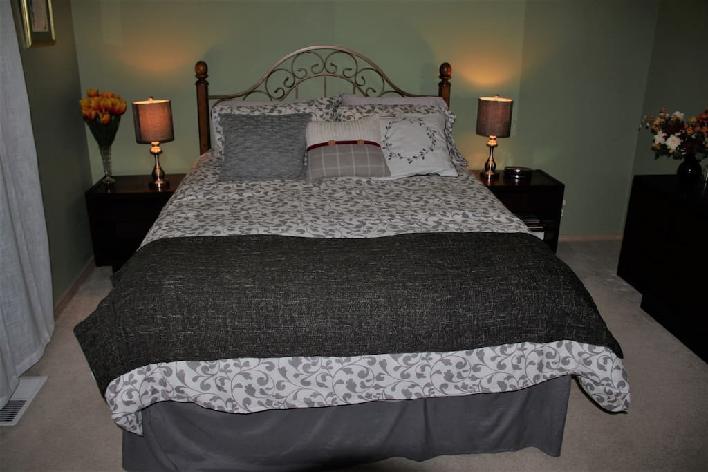 Queen Bed