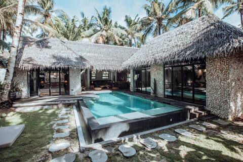 Villa Tulua, native-modern 3 bedroom villa. Open!
