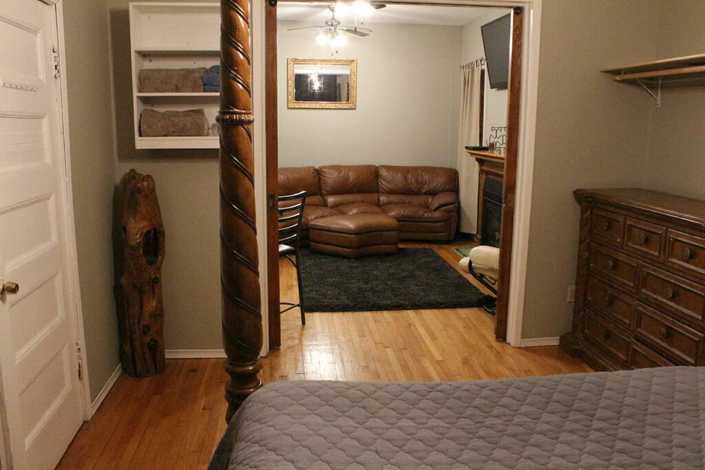bed and living