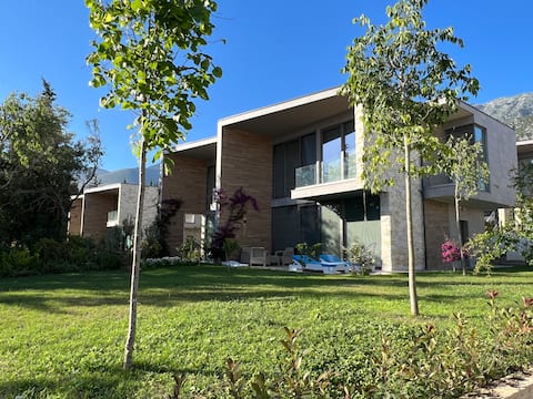 Luxury 3 bedroom entire villa in Olea Residence