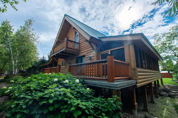 Exclusive Private Beach Lodge