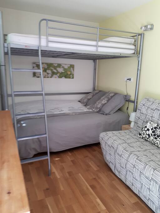 2 lits superposés en 140