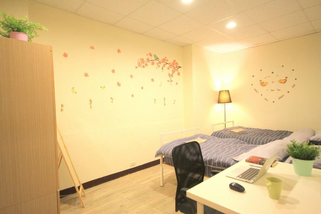 Room 1