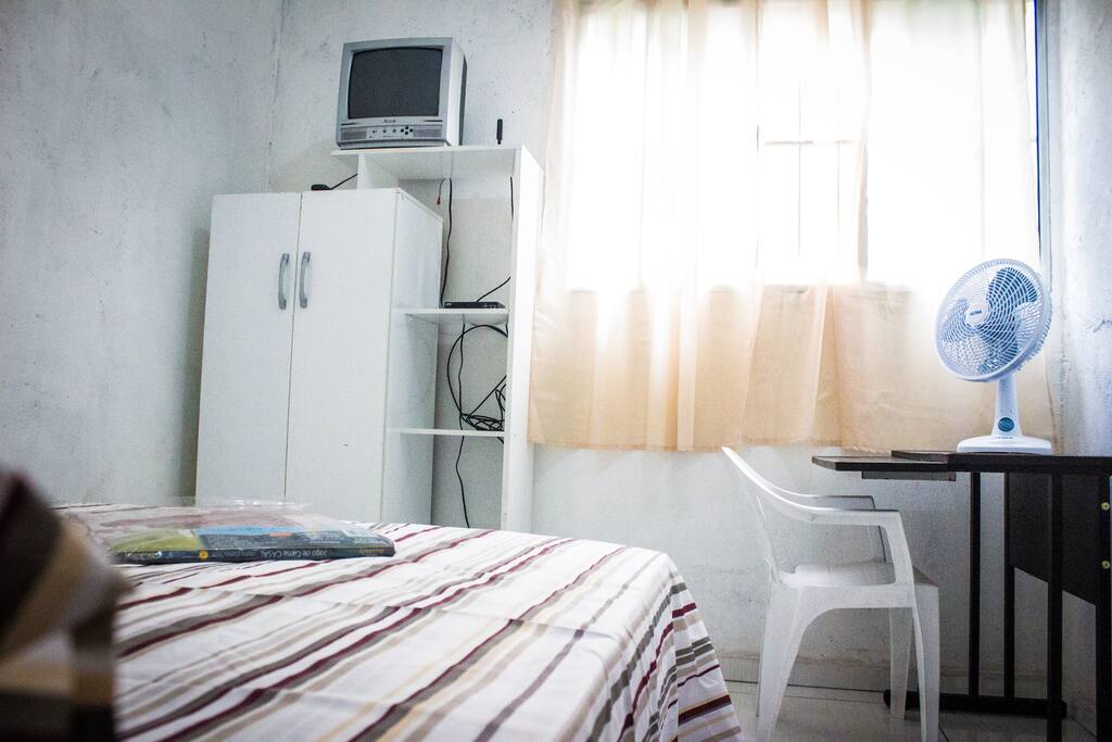 Imagem da perspectiva da cama de casal