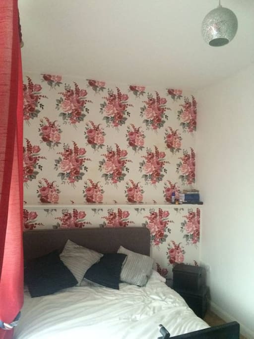 Double bedroom for 1 occupant.