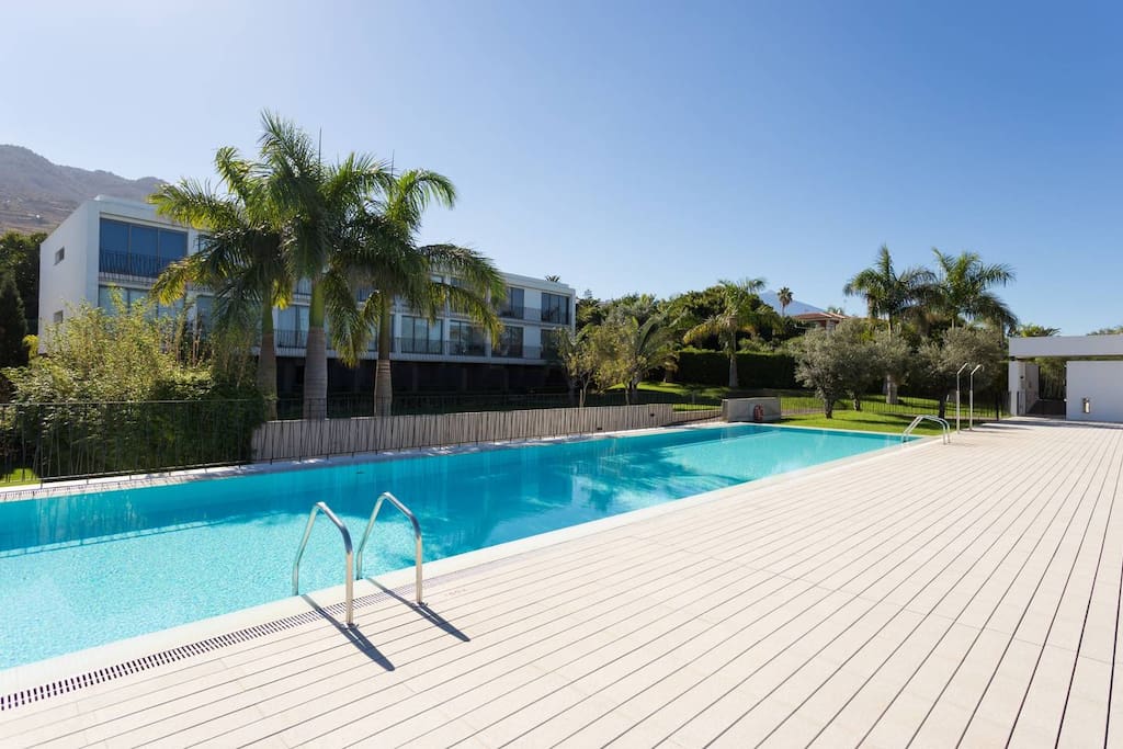 Piscina de 27 m. de longitud | 27 m. swimming pool