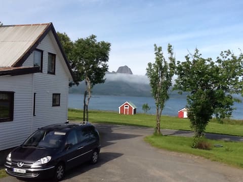 Top performing Airbnb: Cozy house in Eidsfjorden in Sortland