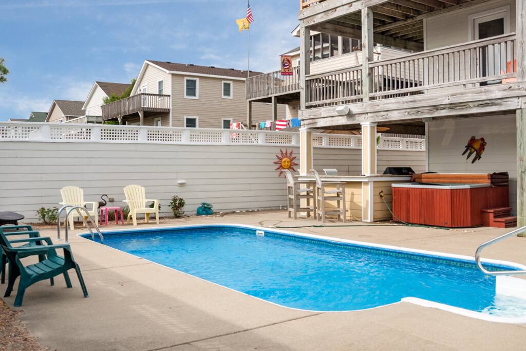 KD37: Kill Devil Hills 37 | Pool Area