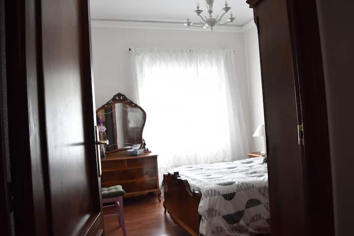 საძინებელი 1