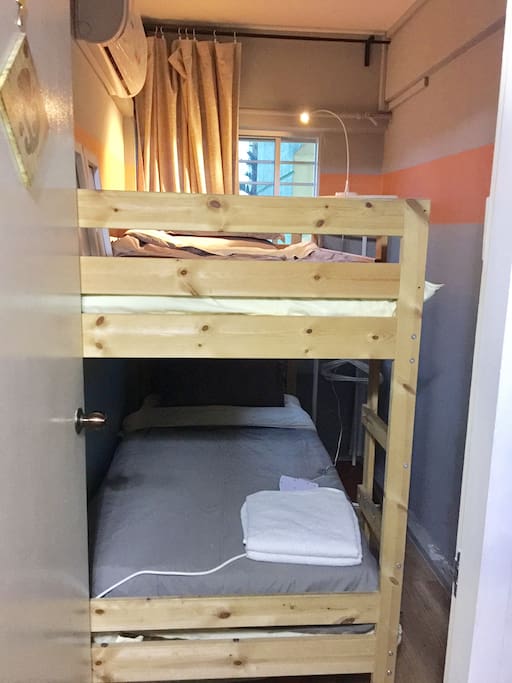 ROOM 7: ROOM view