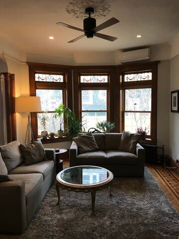 Ditmas Park Victorian Home gallery image 3