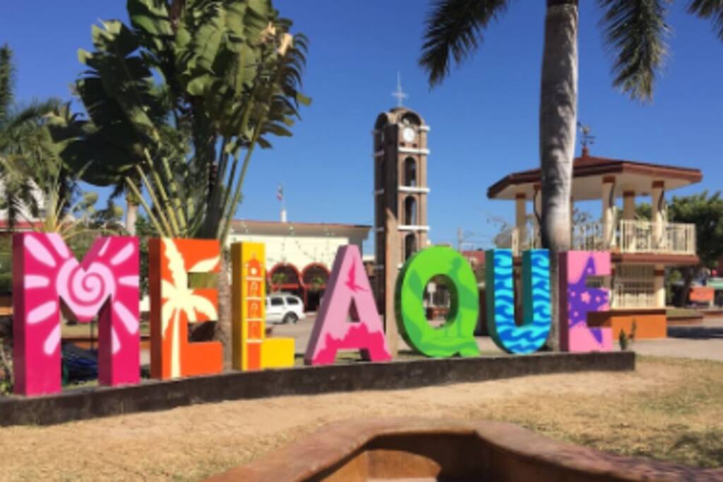 Plaza principal de San Patricio , Melaque