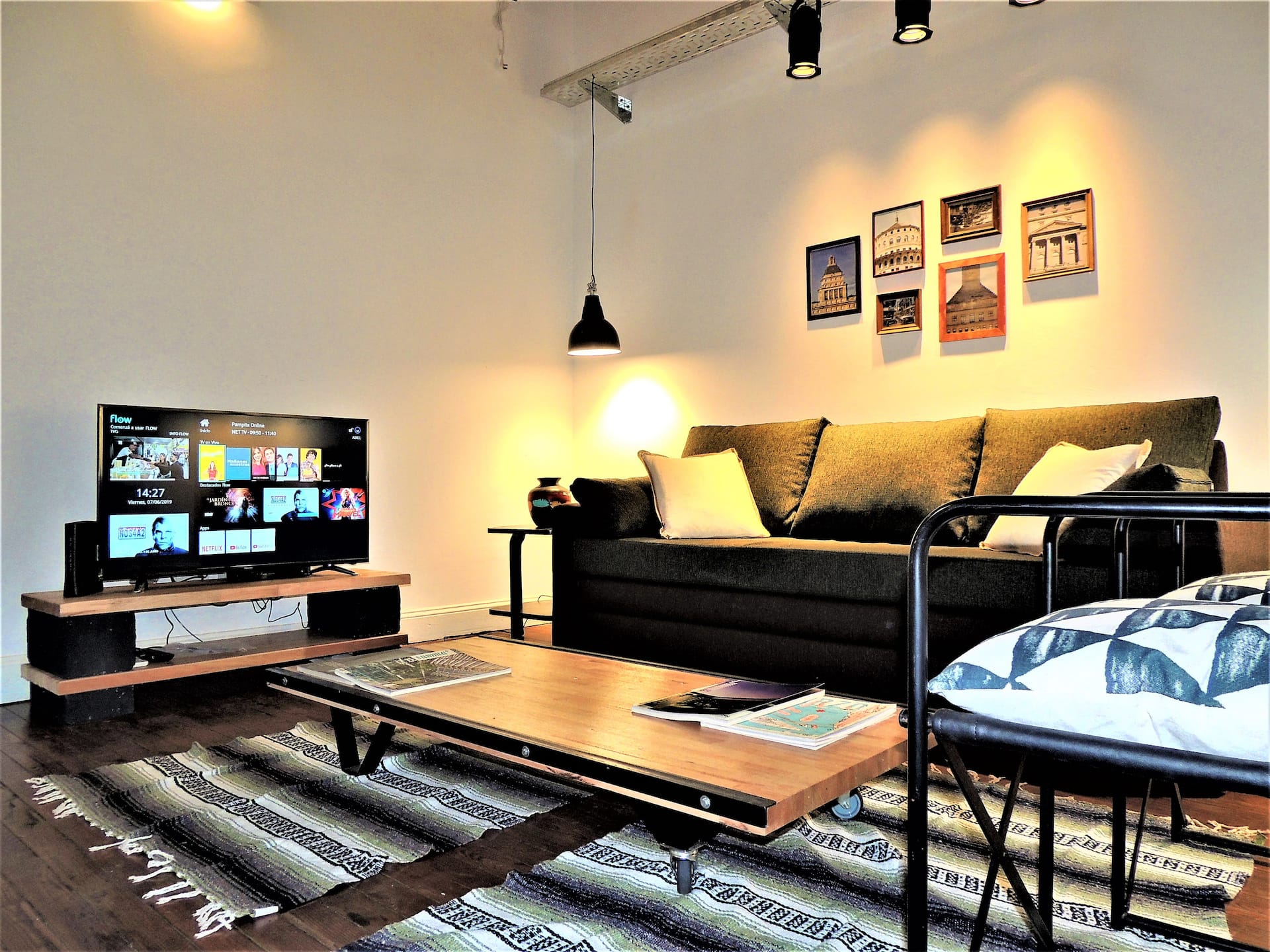 Stylish duplex in Caseros Boulevard | San Telmo