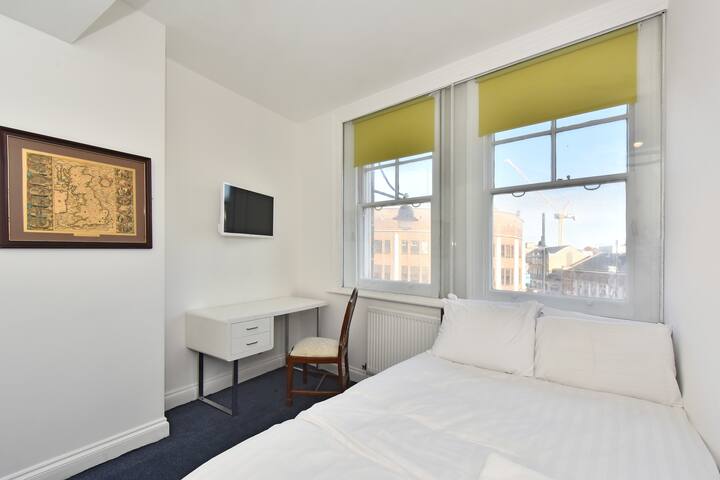 Cool Brixton double room in managed block