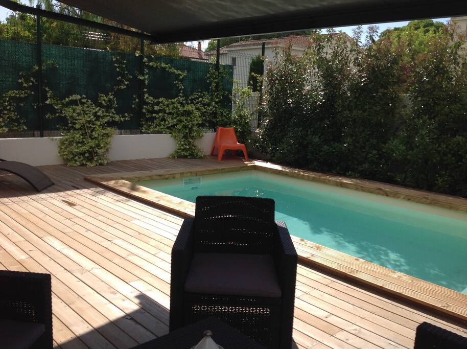 Terrasse et piscine