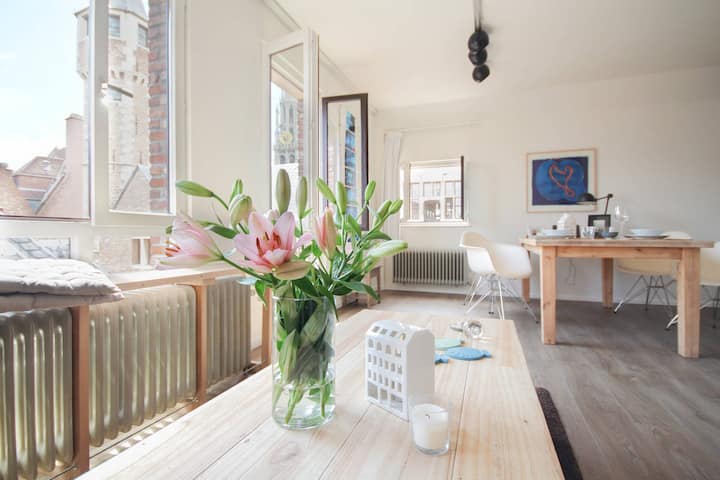 Romantic Gem in Antwerp’s Historic City Center