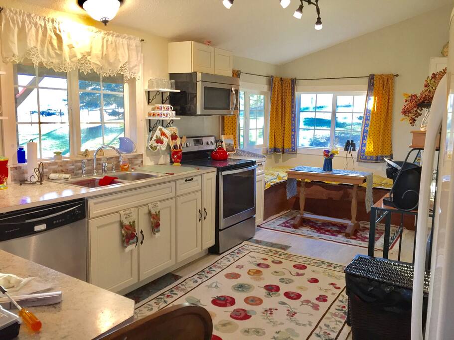 Fully equipped kitchen