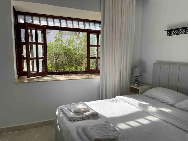 listing_image
