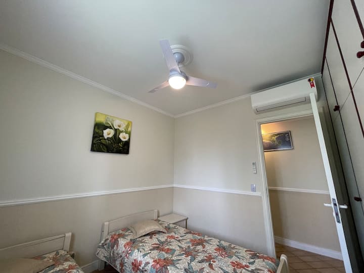 Chumba cha 2 (udhibiti wa hali ya hewa wa kugawanya)