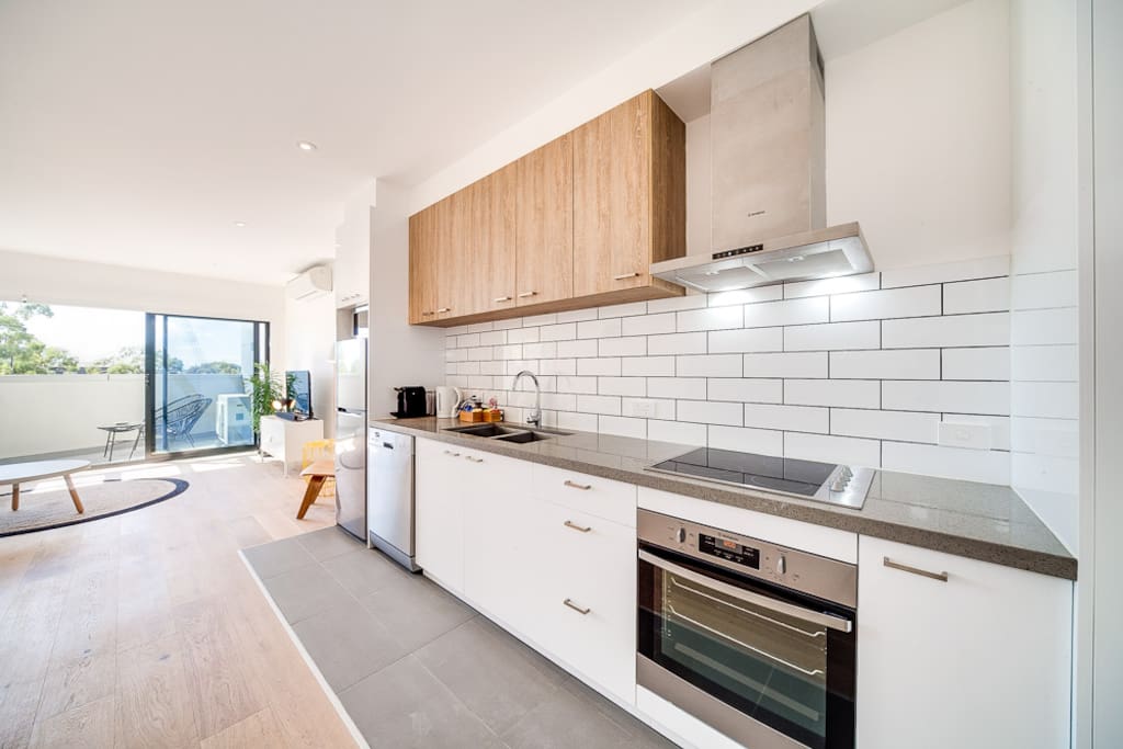 Brand new kitchen with modern and easy to use appliances.