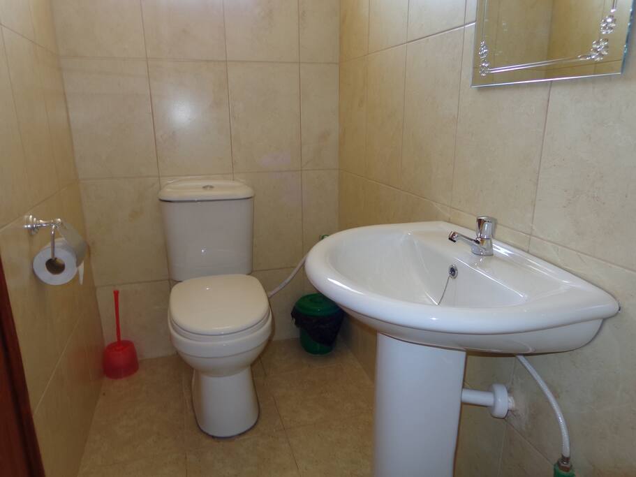 Toilet and w/c