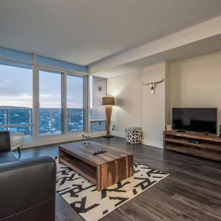 Modern 2br Halifax Waterfront Skyline Views | Gym - Nova Scotia