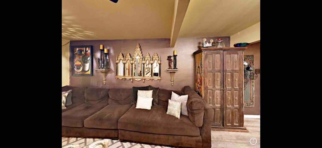 SoCo home 2 miles from Downtown gallery image 5