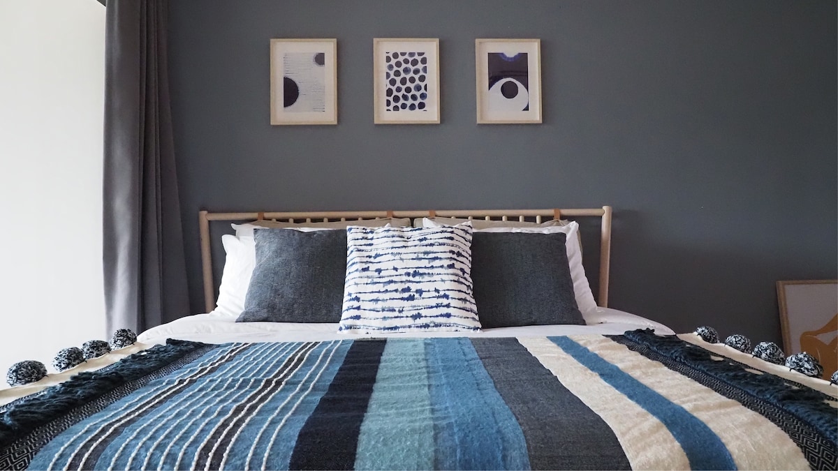 Брачен кревет(широк 150-179 см)