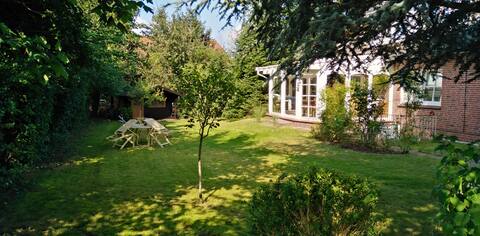 Top Airbnb: Beautiful garden suite with conservatory in Wyk 120 m² in Wyk Auf Föhr