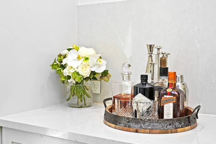 PURE PERFECTION- SUBLIME HAMPTON’S STYLE ABODE gallery image 5