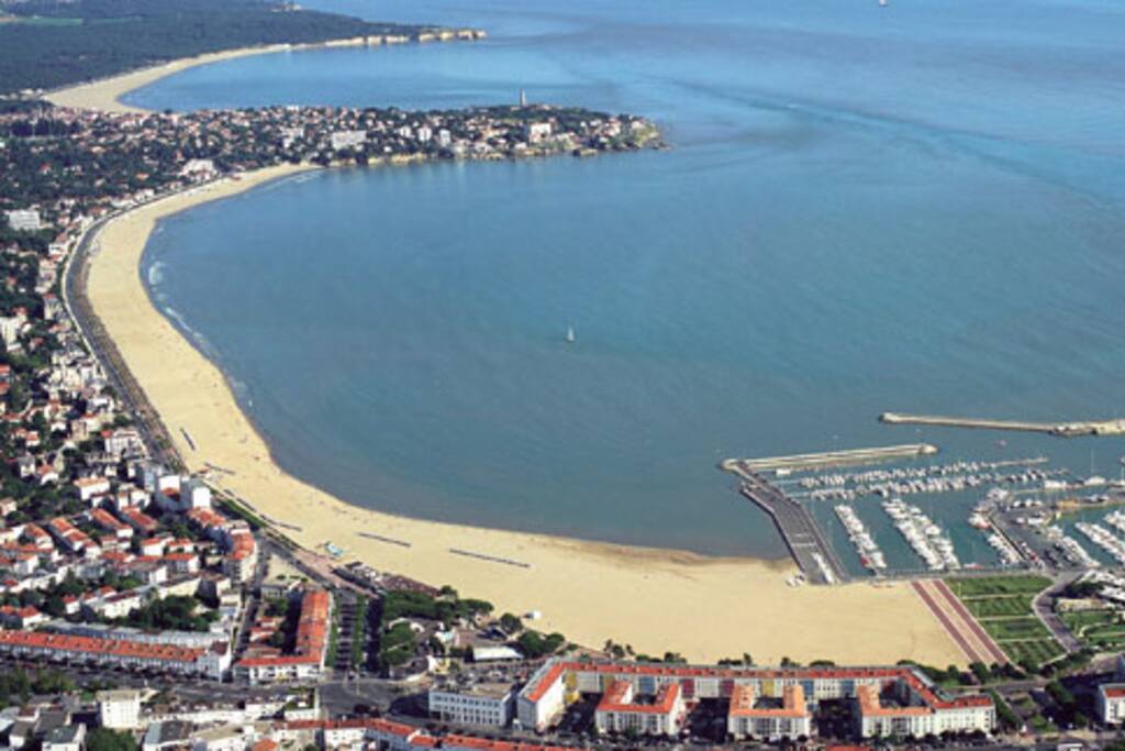 A 700m de la plage de la grande conche