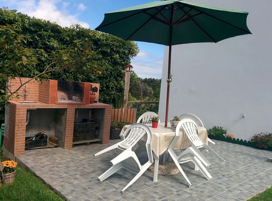 Patio, BBQ Facilities