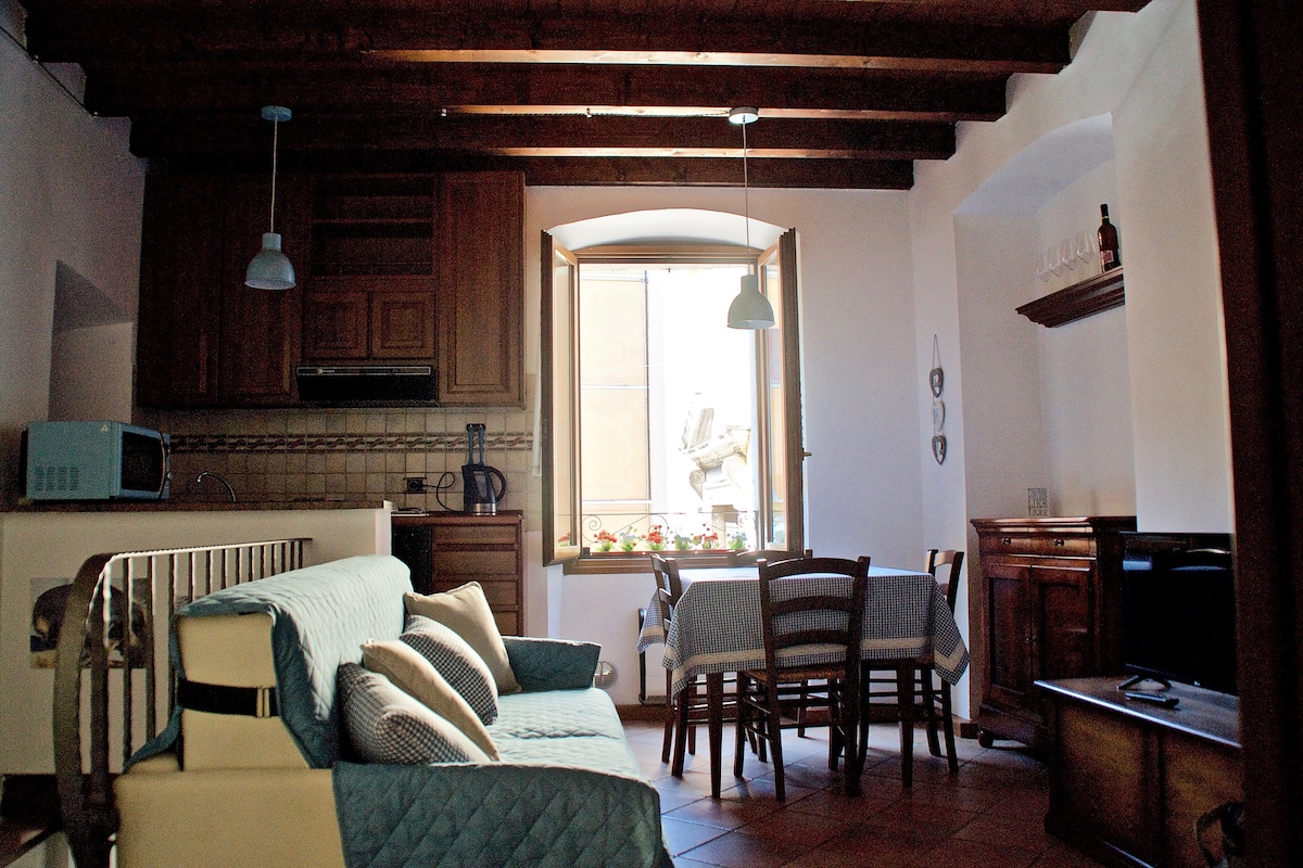 Bogliaco Vacation Rentals & Homes - Lombardia, Italy | Airbnb
