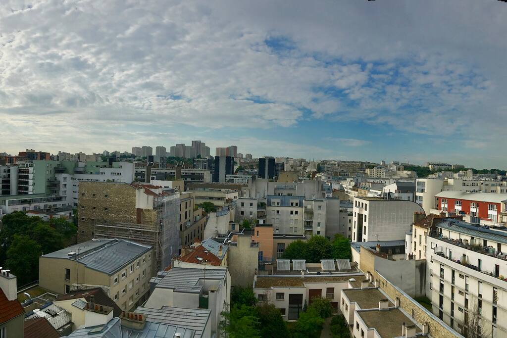 Vue de la chambre, côté Jardin...