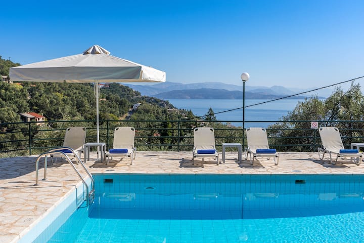 Villa Andonis Nisaki 500metres from Nisaki Beach