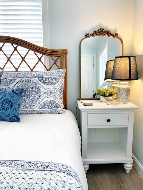 300 STEPS TO OCEAN★Firepit★Pet OK★Bikes★BBQ