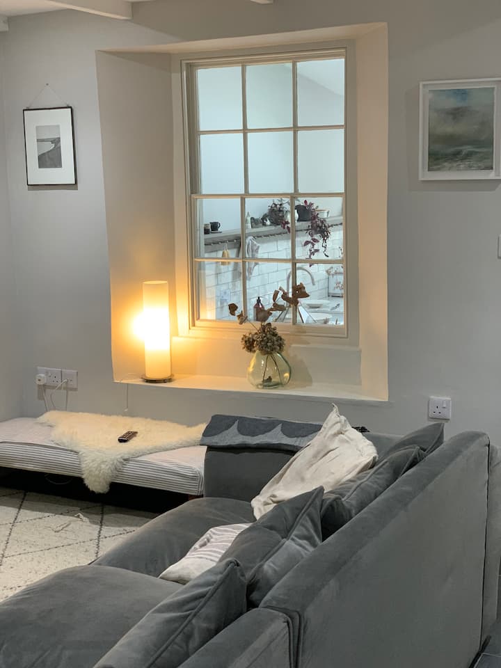 Delightful Tiny Cottage In Pretty Town - Lostwithiel