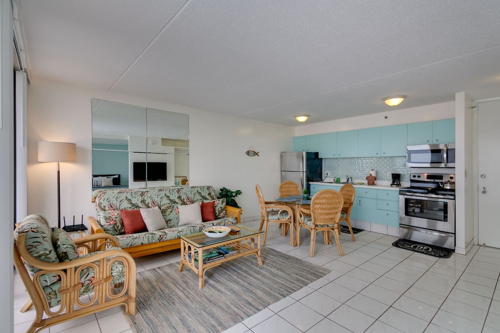 1 Bedroom 1 Bathroom 1 FREE PARKING unit in E. Waikiki. The unit can accommodate up to 6 guests. 1 Queen Bed & 1 Full Bed in the Bedroom and 1 Full Sofa Bed in the living room. 533 living sqft. & 67 sqft. Lanai(Balcony) over looks partial Ocean View & City View from 26th Floor.