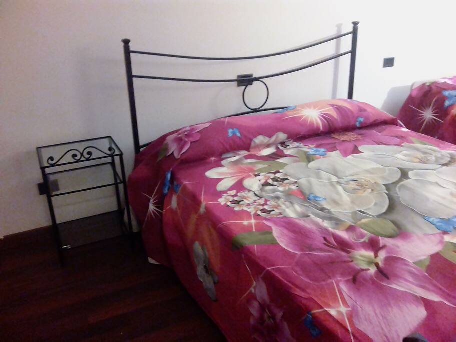 Camera tripla sole con un letto matrimoniale e un letto singolo