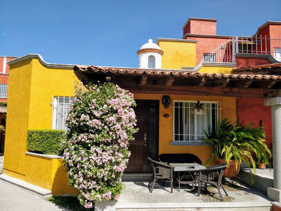 Entrada a la casa