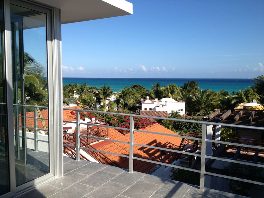 Casa Alma: View of Caribbean Sea from Studio Terrace
